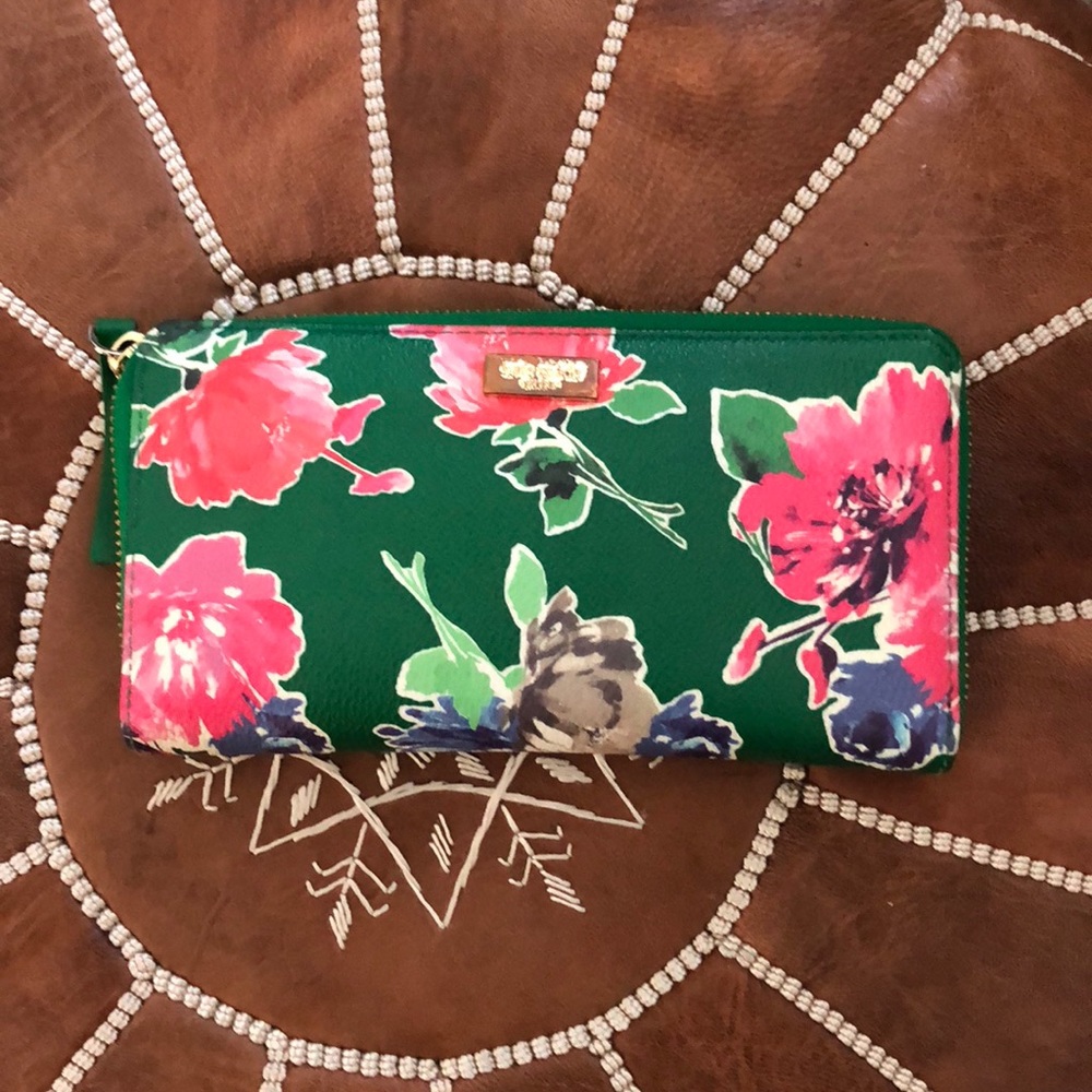 Kate Spade floral wallet